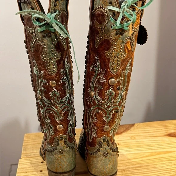 Double D Ranch Brown and Turquoise Embroidered Western Heeled Boots - Picture 2 of 8